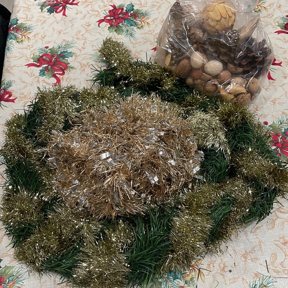 Vintage Christmas garland & accessories - Picture 11 of 13